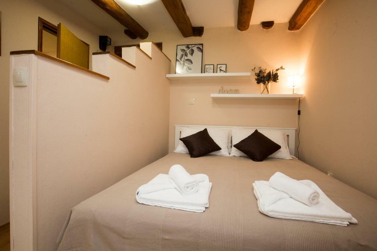 PUY Studio Apartments Malu מראה חיצוני תמונה