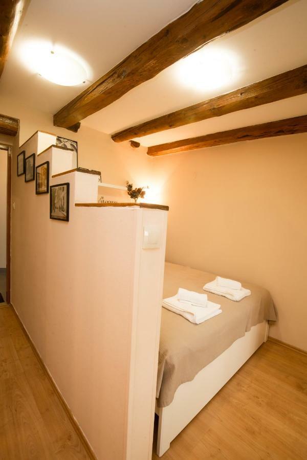 PUY Studio Apartments Malu מראה חיצוני תמונה